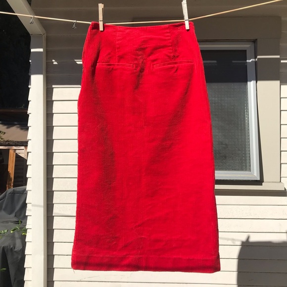 Red corduroy pencil skirt - Picture 7 of 10